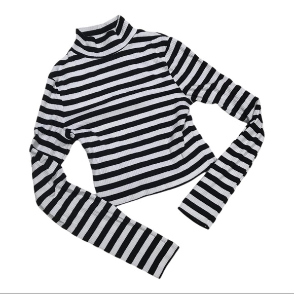 ASOS Tops - ASOS Long Sleeve Black and White Ribbed High Neck Crop Top Size 4/Small